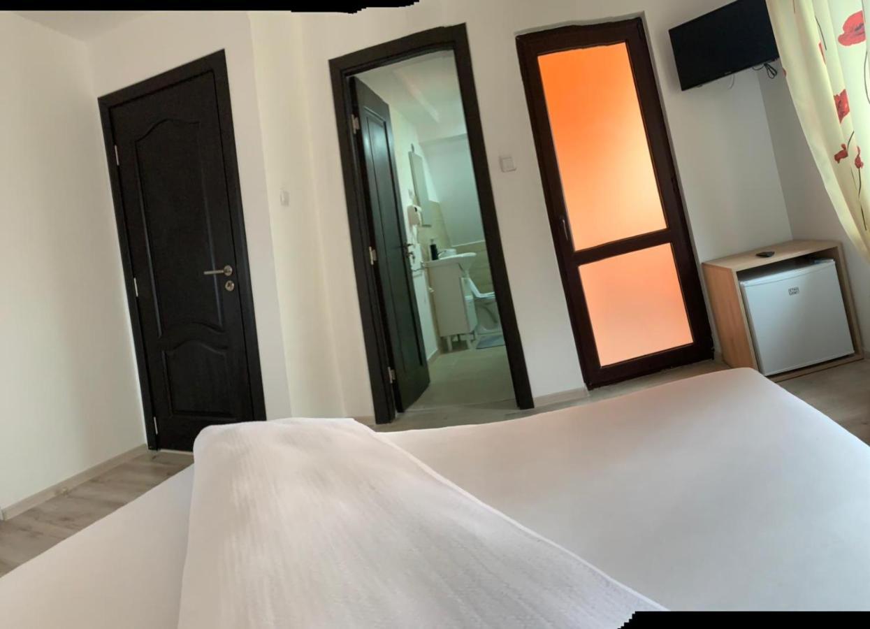 M Dey Hotel Vişeu de Sus Buitenkant foto